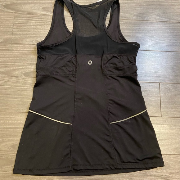 PURE & SIMPLE ACTIVE VEST - Picture 2 of 5
